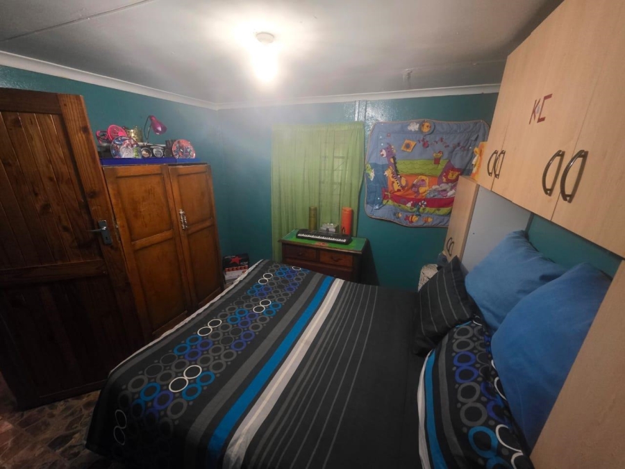 2 Bedroom Property for Sale in Roodepan Northern Cape